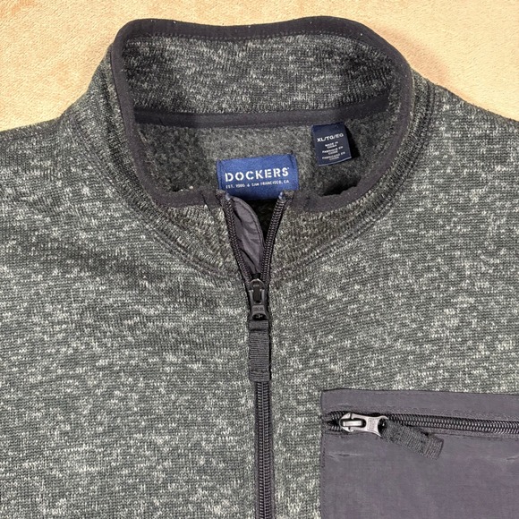 Dockers Windbreaker Men's X-Large Charcoal Gray Full Zip w/ Chest Pocket Zip - Picture 2 of 6